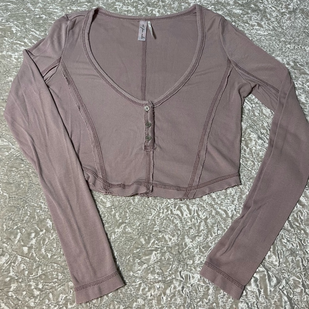 Out from Under Ribbed Long-Sleeve Cropped Henley Top - medium